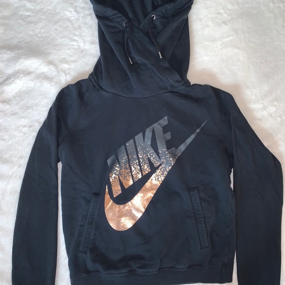 nike cowl hoodie